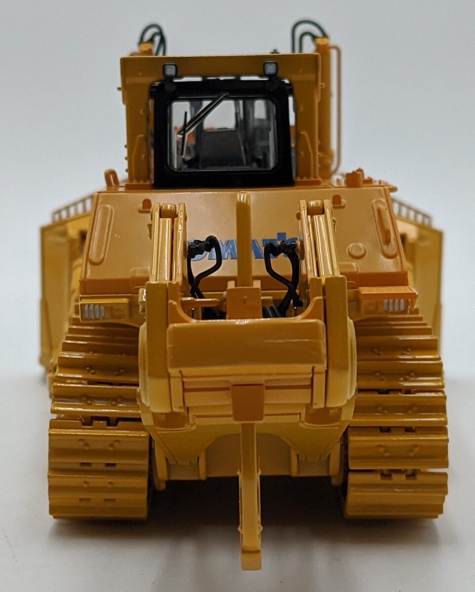 First Gear 50-3230 1:50 Komatsu D475A-5E0 Dozer W/Ripper NIB