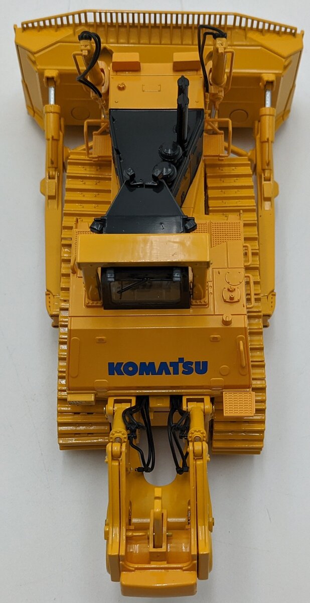 First Gear 50-3230 1:50 Komatsu D475A-5E0 Dozer W/Ripper NIB