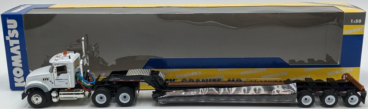 First Gear 59-3106 1:50 Komatsu-Mack with Tri-Axle Lowboy NIB