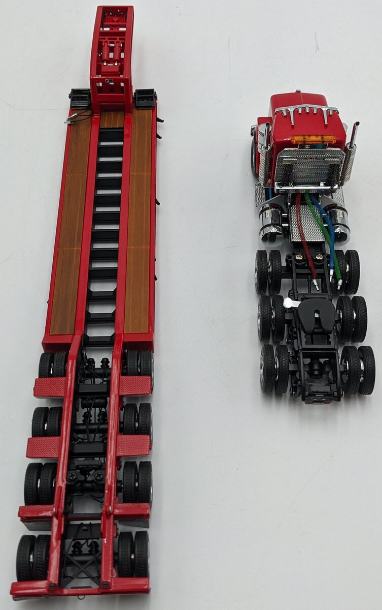 Sword Models SW3102-RR 1:50 Kenworth T800W 4-Axle Day Cab & Rogers Lowboy NIB
