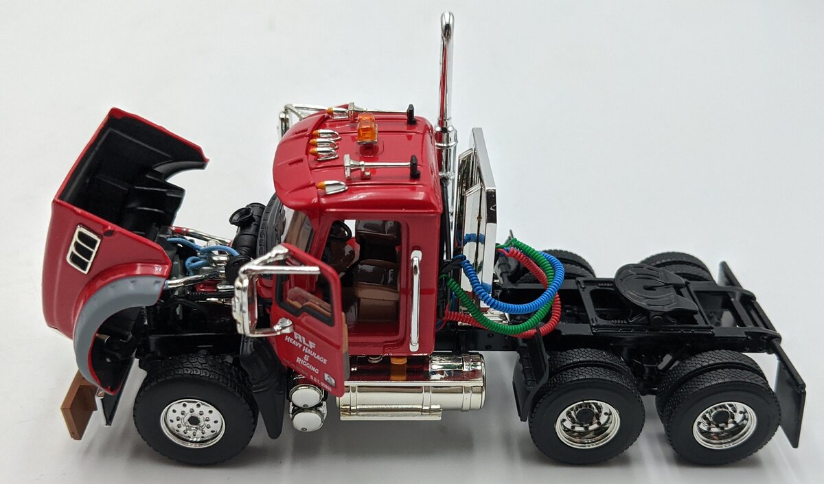 First Gear 59-3103 1:50 Mack Granite MP W/Lowboy Trailer Iowa Hwy Dept NIB
