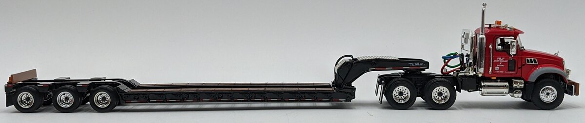First Gear 59-3103 1:50 Mack Granite MP W/Lowboy Trailer Iowa Hwy Dept NIB
