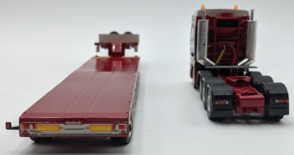 Lion Toys 1:50 MAN Heavy Haul Tractor W/Lowboy Trailer Red & White VG/Box