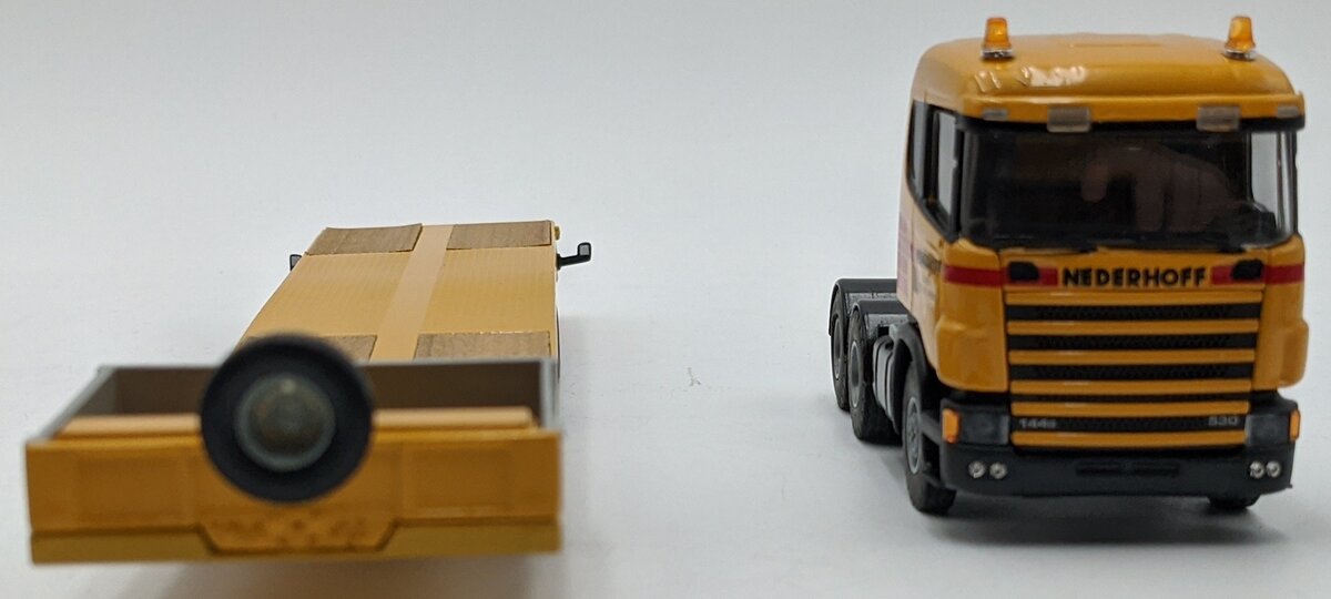 Tematoys 0182 1:50 3 Axle Tractor W/Lowboy Nederhoff NIB