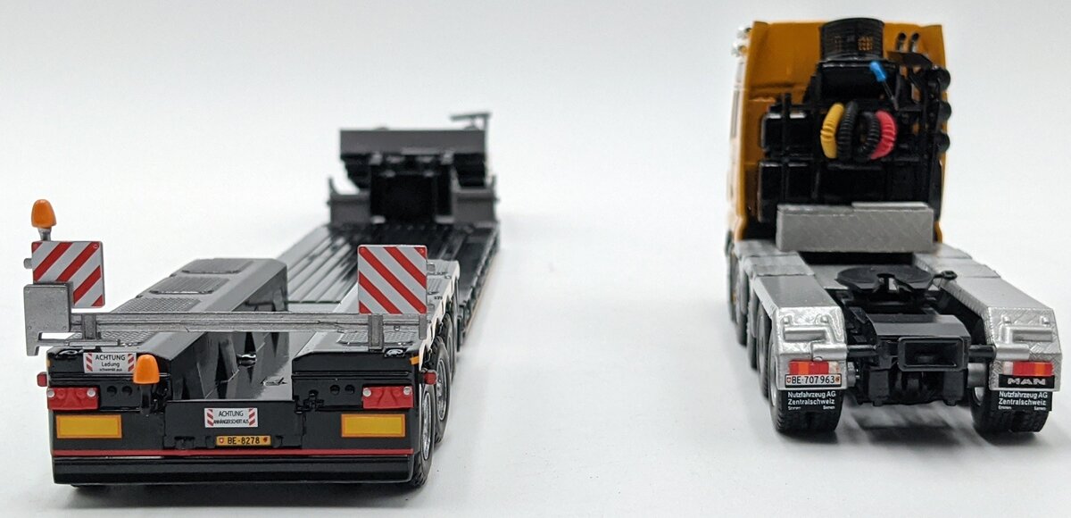 Tekno 8996/5 1:50 MAN TGX XXL 2+4 Lowboy AB Crush Yellow NIB