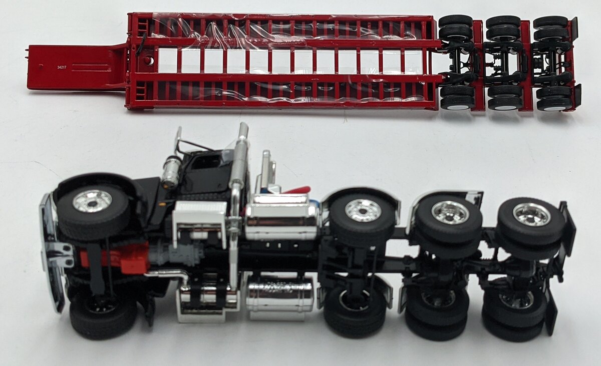 First Gear 50-3379 1:50 Peterbilt Model 367 With Tri-Axle Lowboy Trailer Black NIB