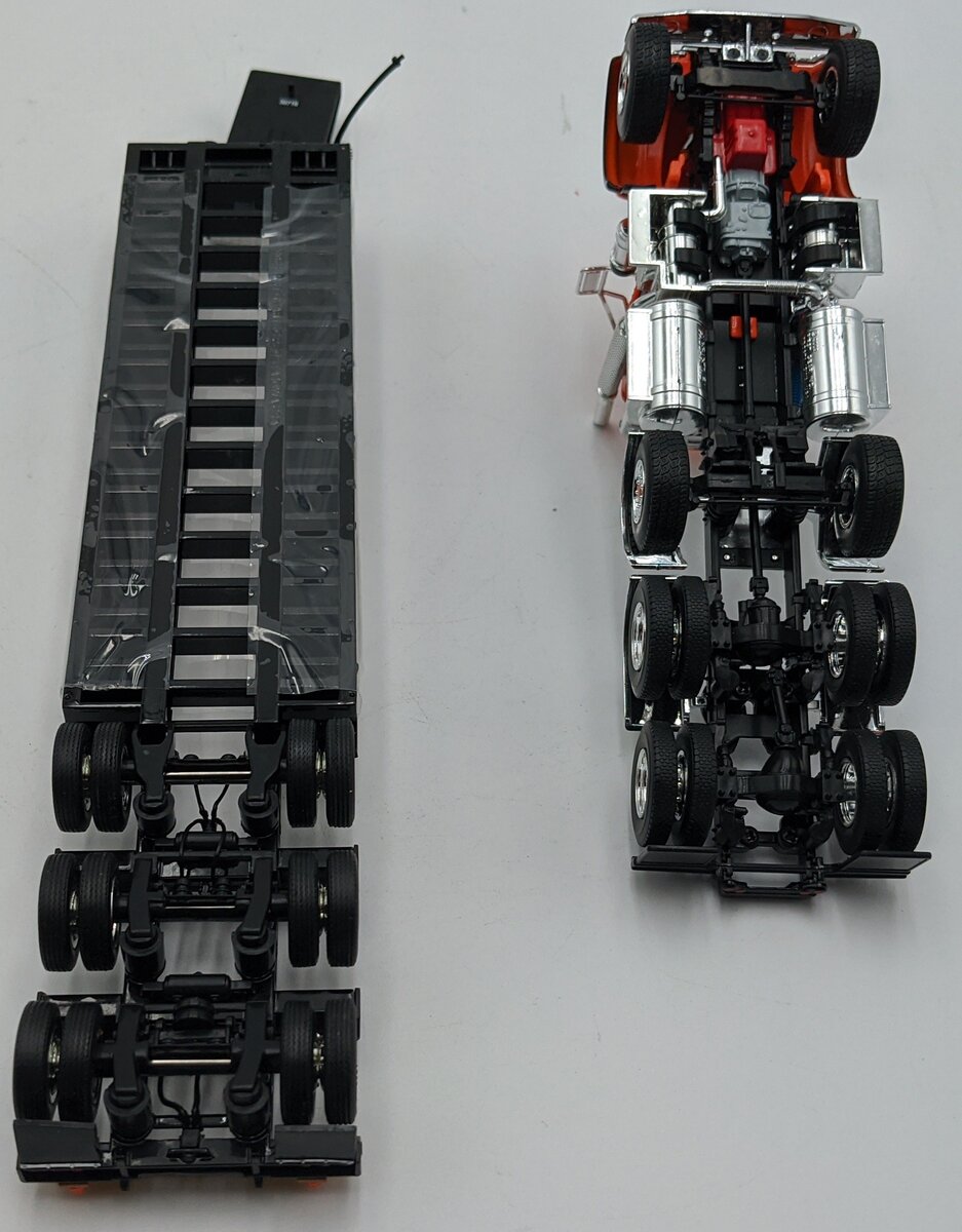 First Gear 50-3356 1:50 Peterbilt Model 367 with Tri-Axle Lowboy Trailer Orange NIB
