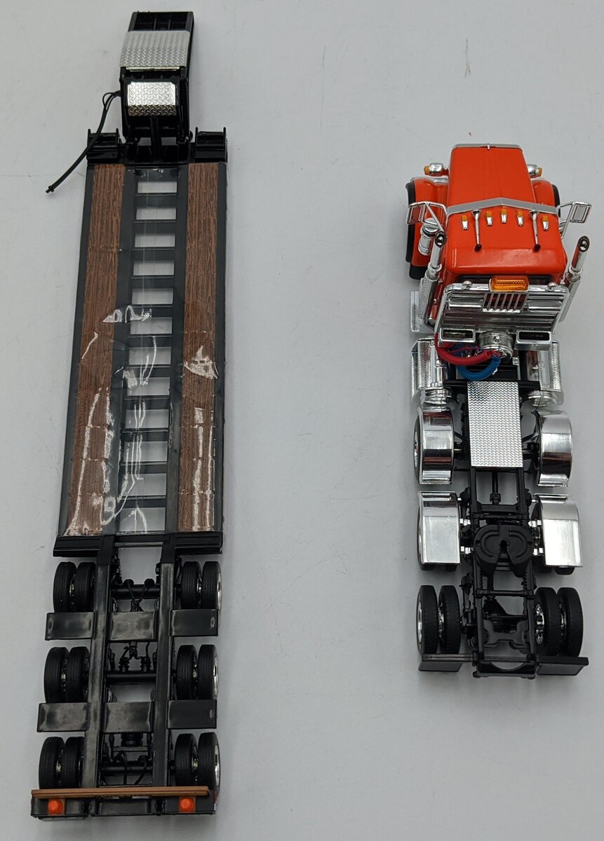 First Gear 50-3356 1:50 Peterbilt Model 367 with Tri-Axle Lowboy Trailer Orange NIB