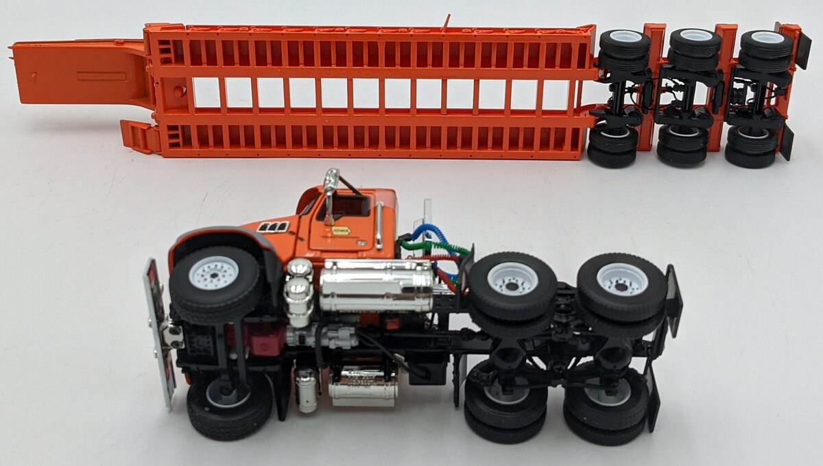 First Gear 59-3103 1:50 Peterbilt 367 Semi Truck W/Lowboy Trailer Orange NIB