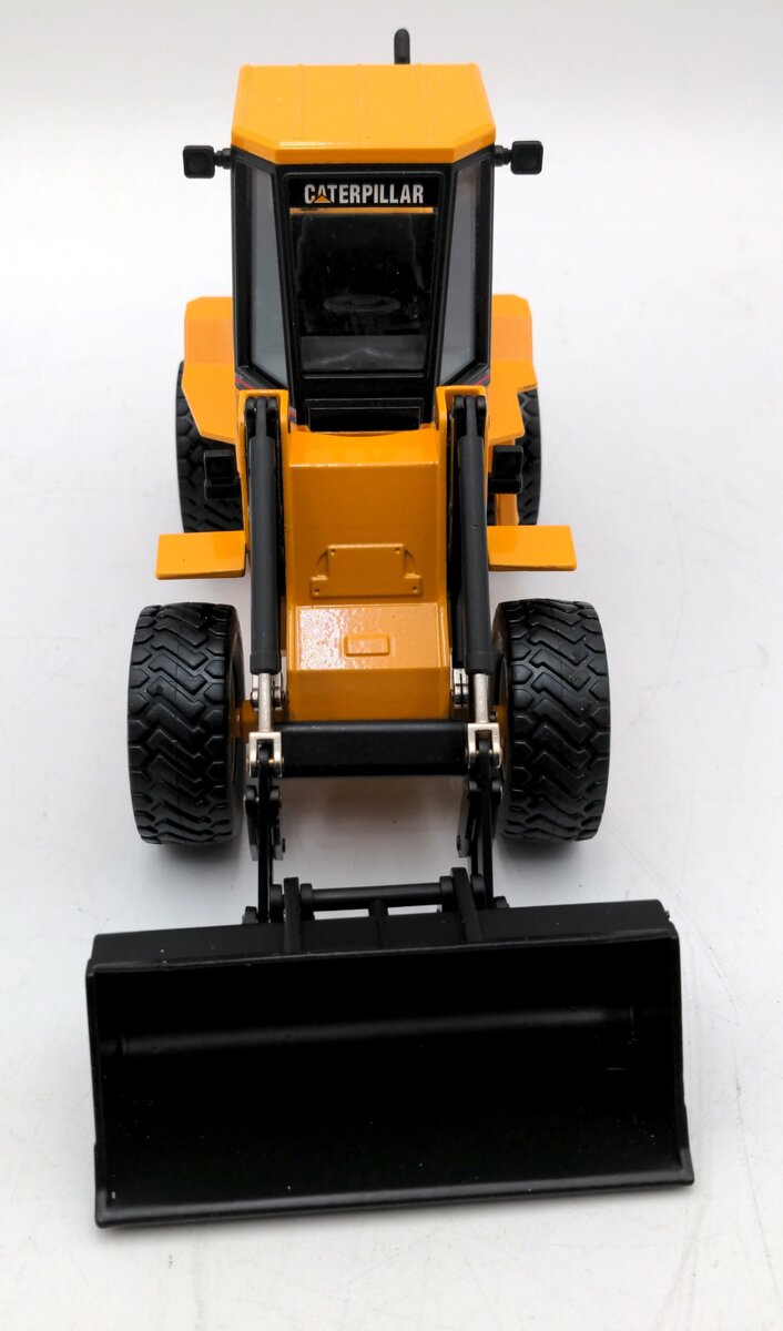 Joal 184 1:25 Scale CAT IT18F Loader NIB