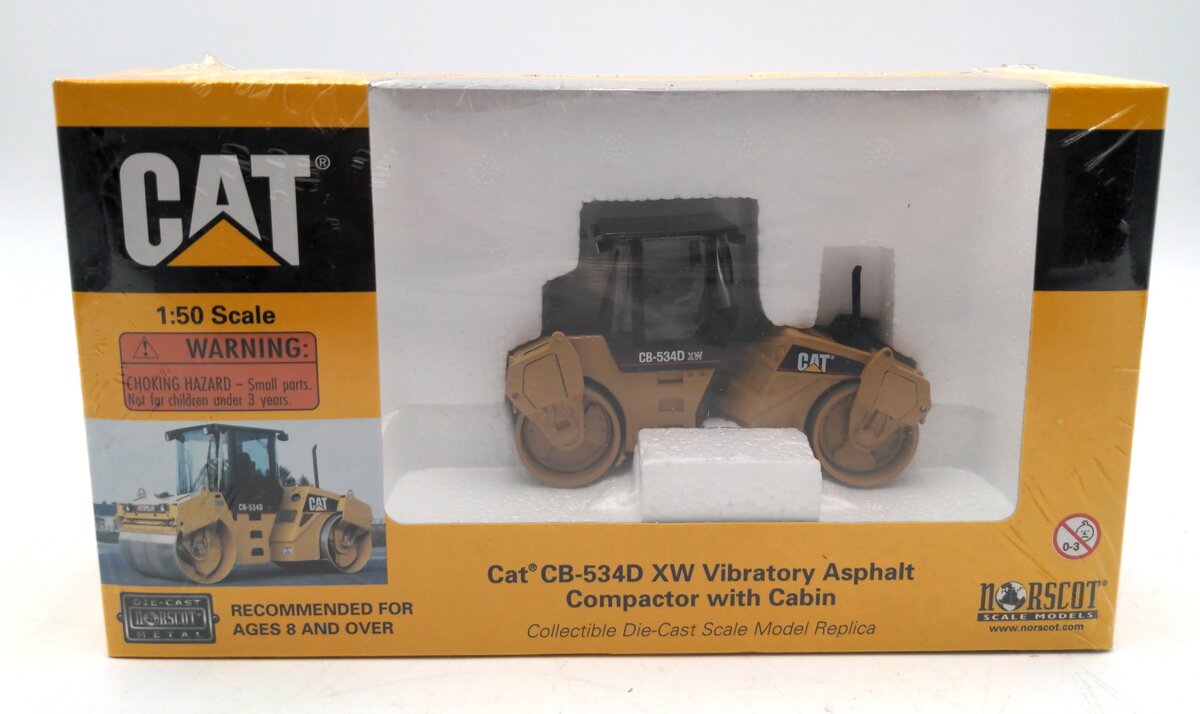 Norscot 55164 1:50 Caterpillar CB-534D XW Vibratory Asphalt Compactor/Roller NIB