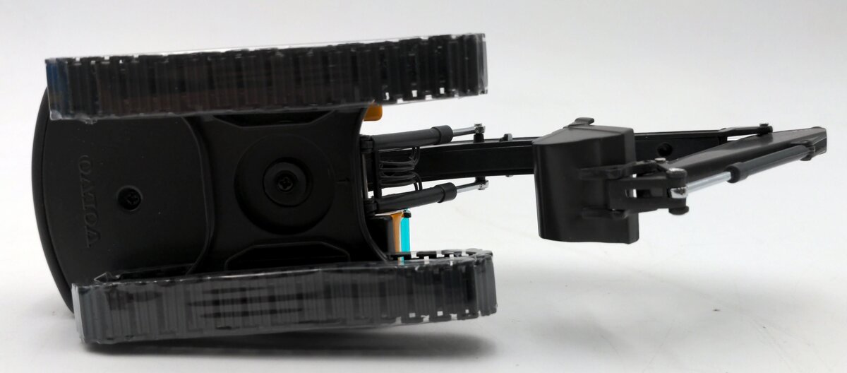 Volvo Merchandise Corp 6505 1:50 Scale Diecast Volvo EC210 Excavator LN/Box