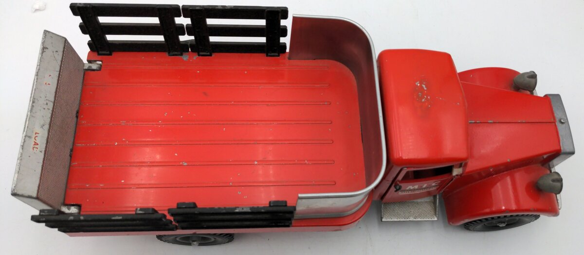 MIC 1:16 Scale Texaco Lift Gate Truck VG