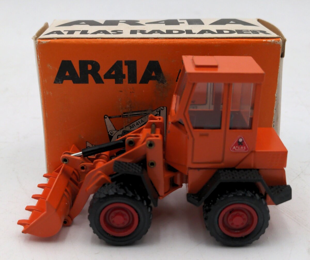NZG 195 1:50 Scale Diecast Atlas Radlader AR 41B Wheel Loader EX