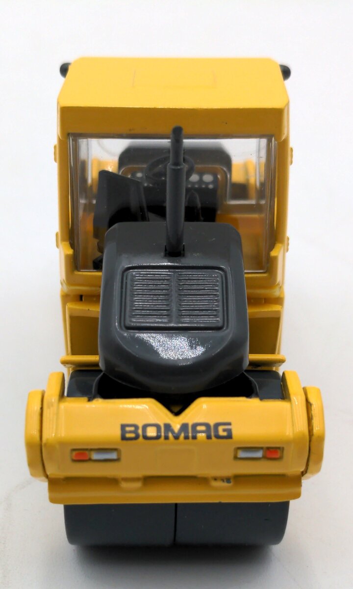 Bomag WM 9734 1:50 Scale Diecast BW 184 AD Tandem Roller NIB