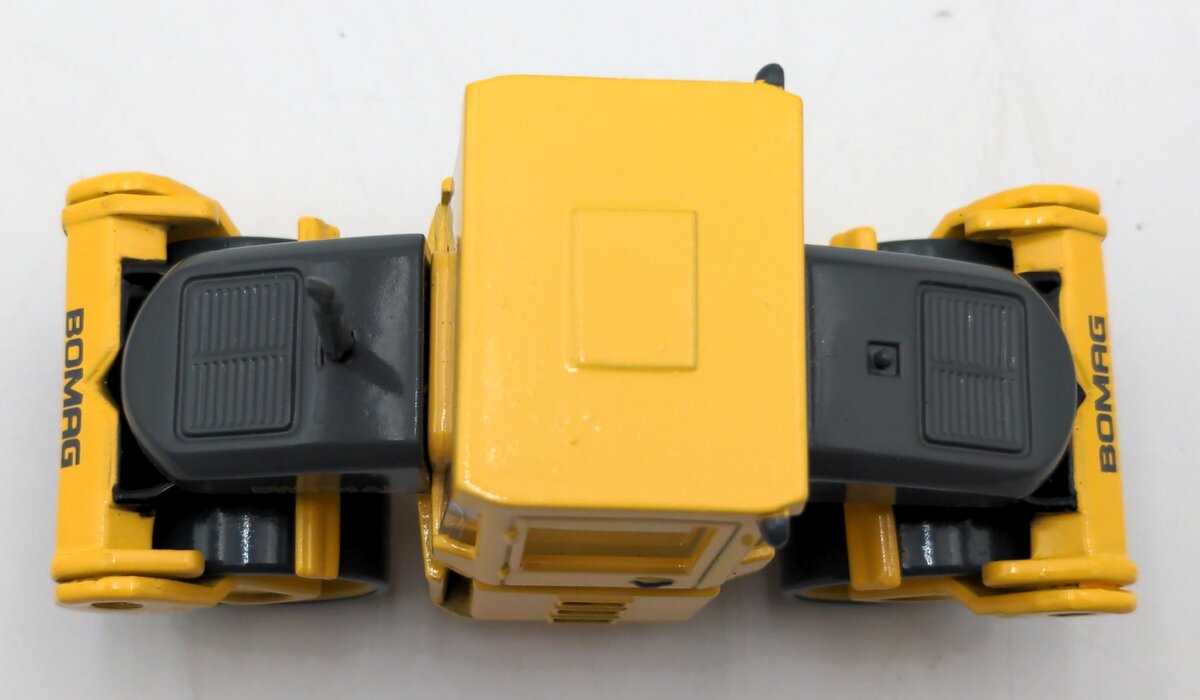Bomag WM 9734 1:50 Scale Diecast BW 184 AD Tandem Roller NIB