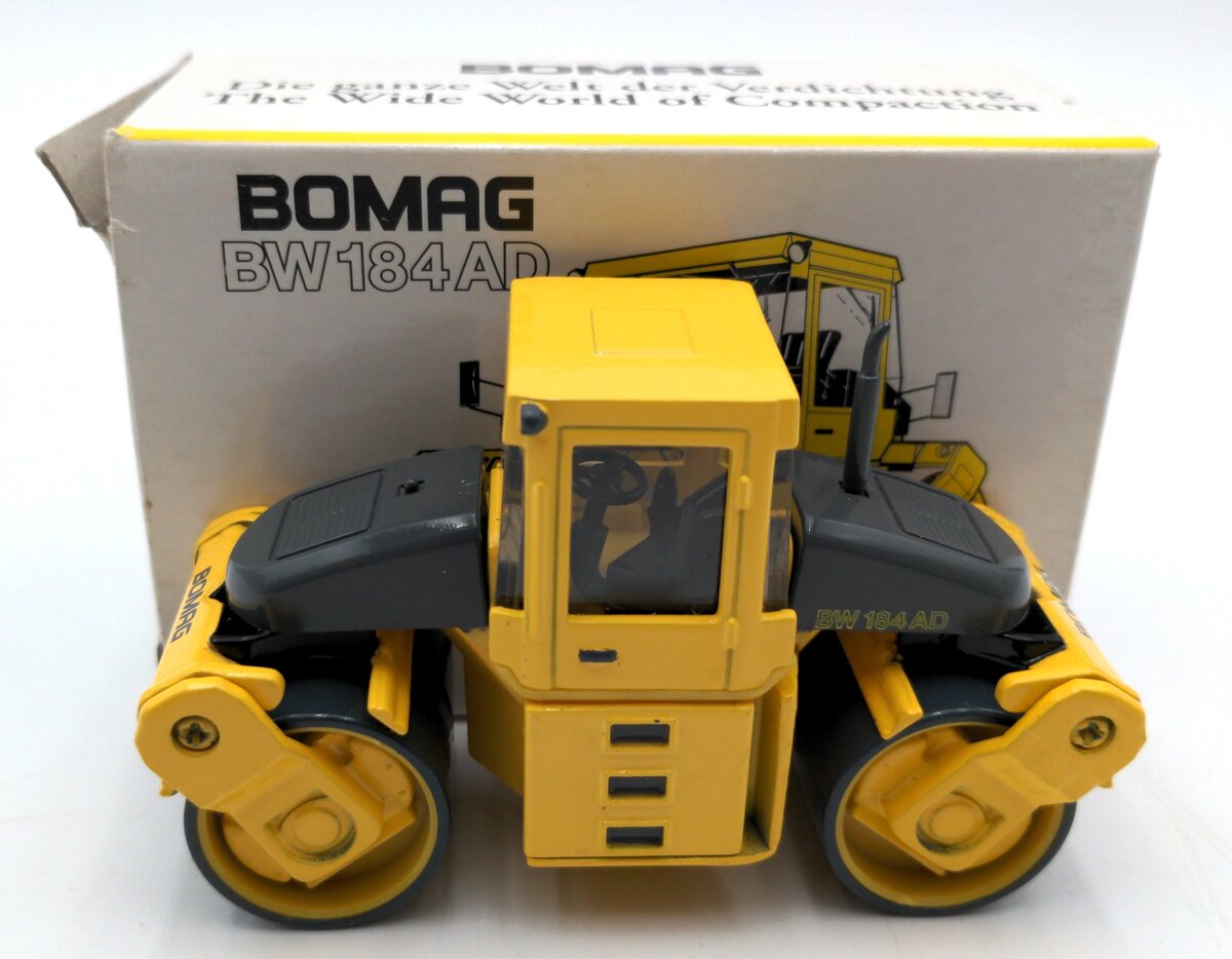 Bomag WM 9734 1:50 Scale Diecast BW 184 AD Tandem Roller NIB