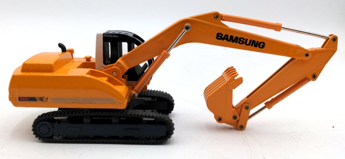 Kingstar toy SE210LC 1:50 Scale Diecast Samsung SE210LC Excavator NIB