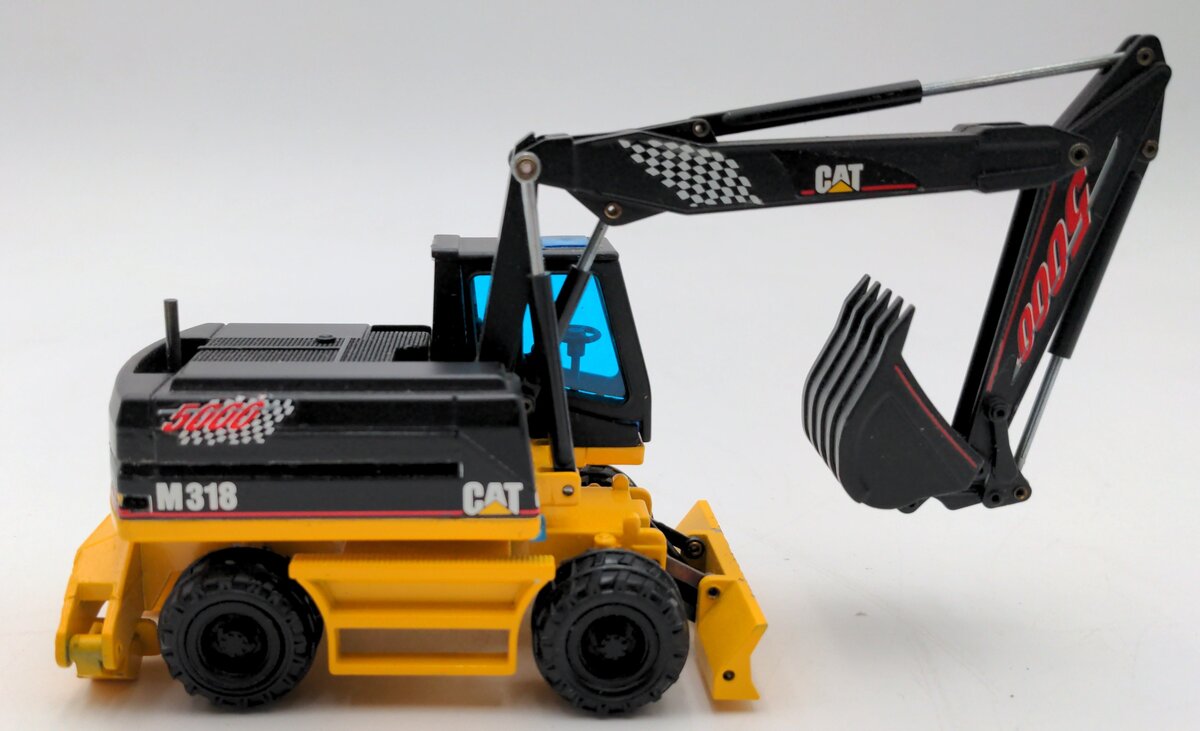 NZG 405/03 1:50 Scale Diecast Caterpillar M318 Wheeled Excavator LN/Box