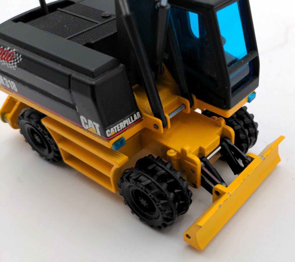 NZG 405/03 1:50 Scale Diecast Caterpillar M318 Wheeled Excavator LN/Box