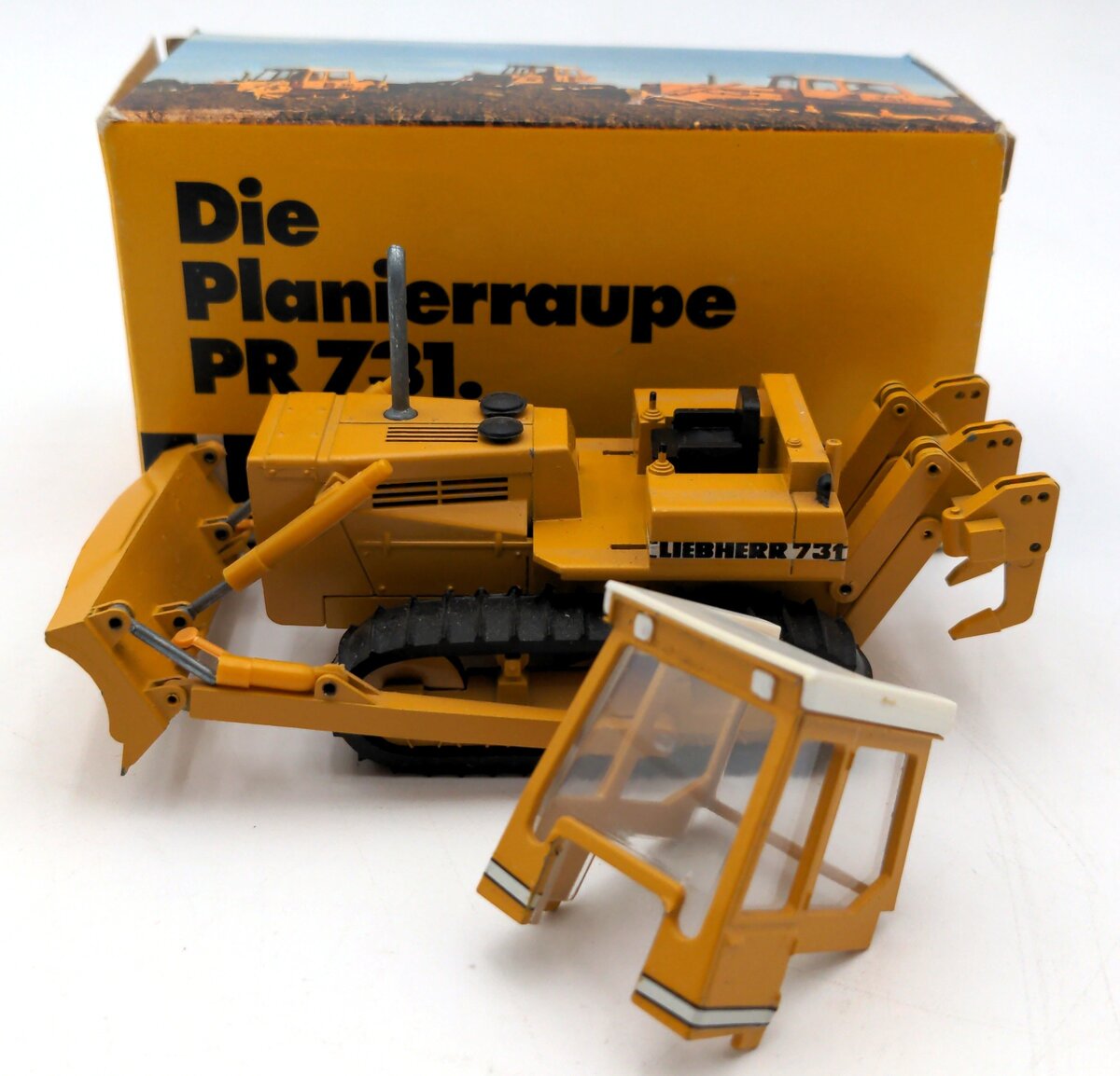 Conrad 2801 1:50 Scale Diecast Liebherr PR 731 Dozer VG/Box