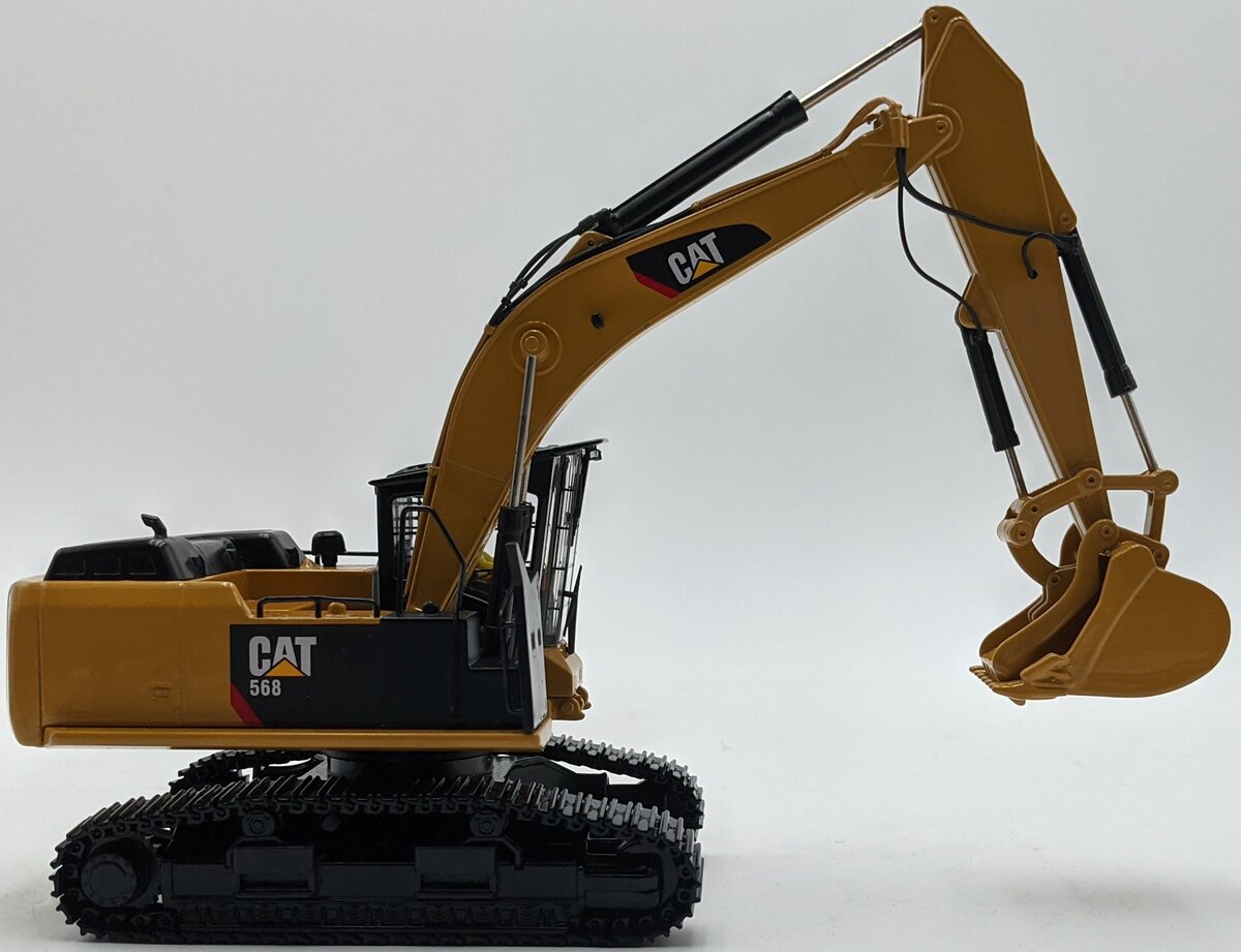 DieCast Masters 85923 1:50 Caterpillar 568 Road Builder Configuration Model NIB