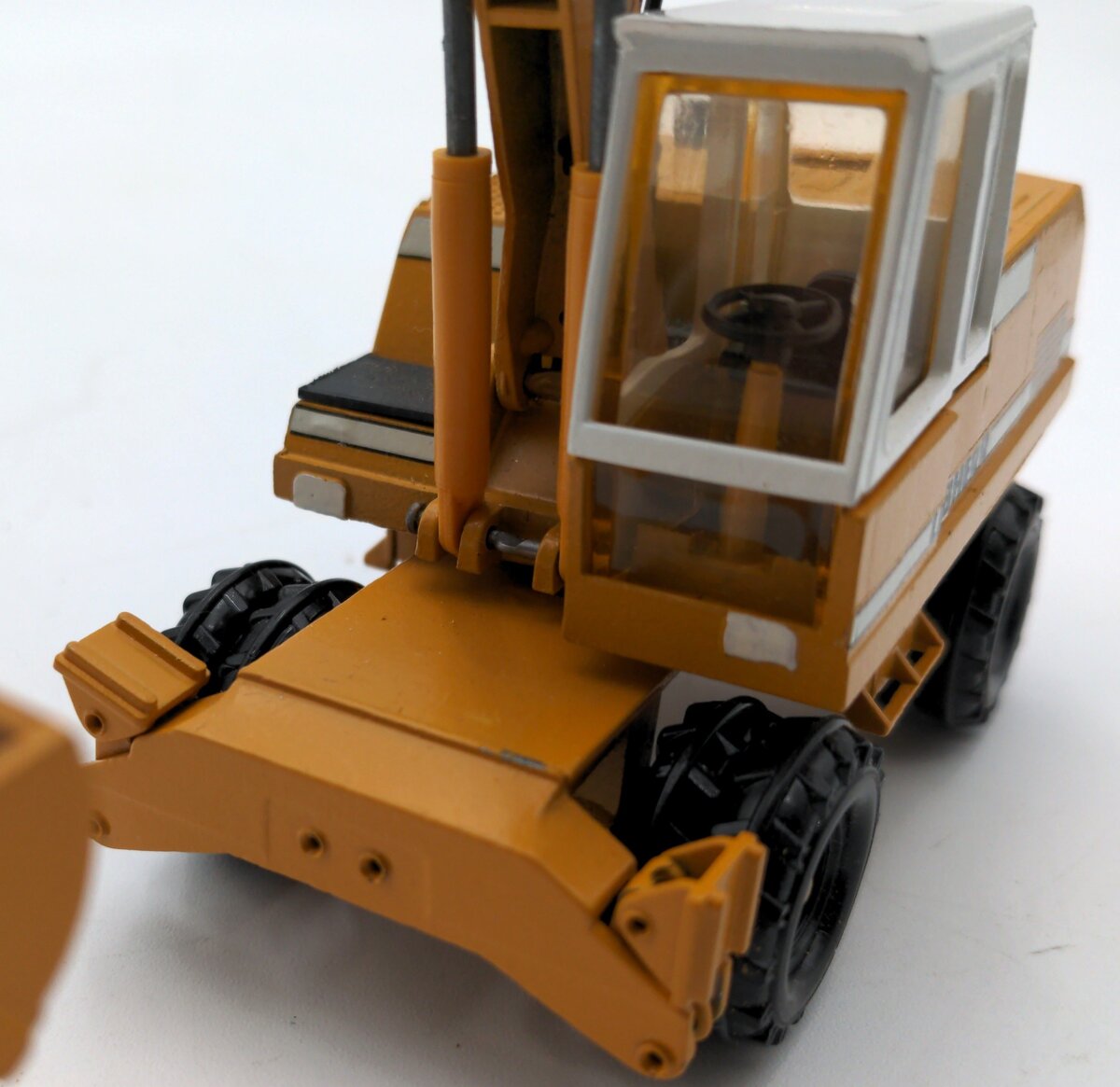 Conrad 2822 1:50 Scale Diecast A912 Liebherr Wheeled Excavator w/ Bucket EX/Box