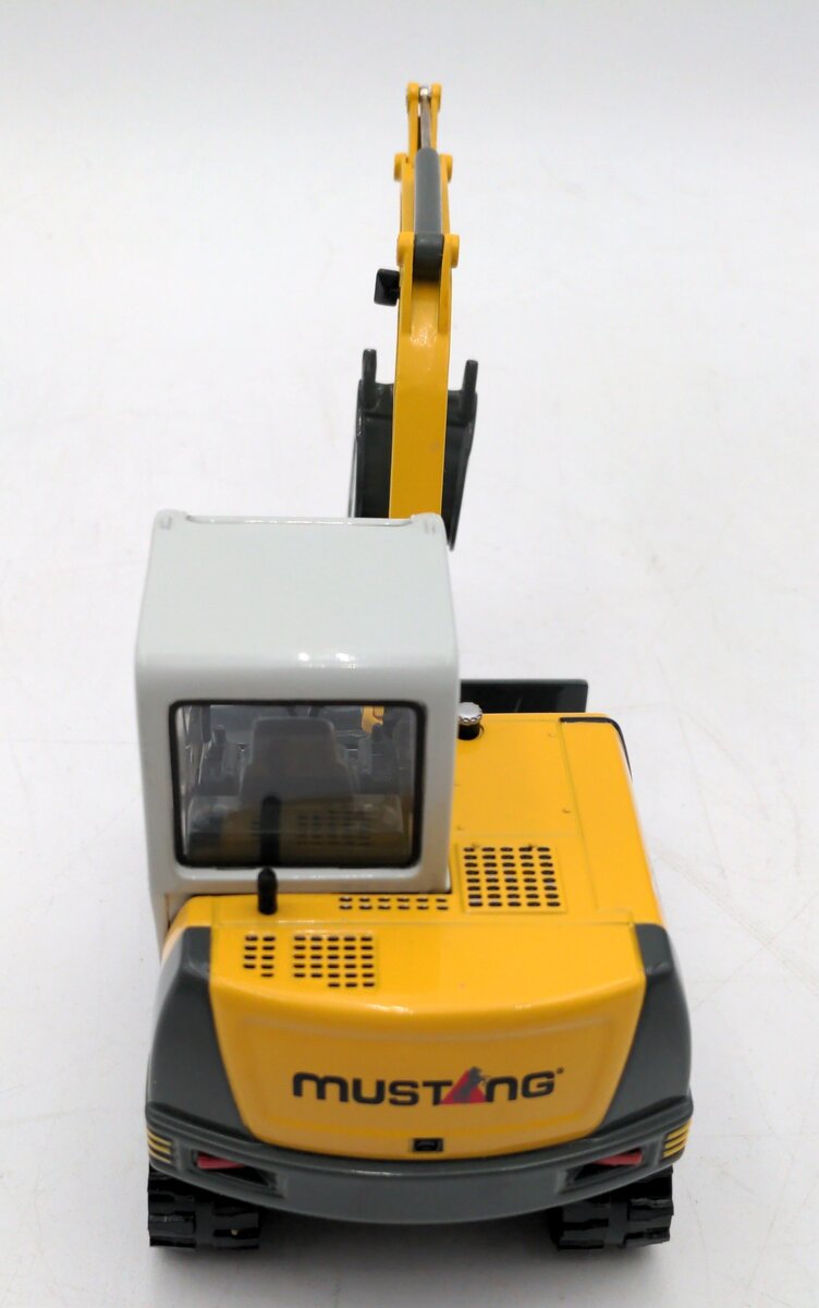 Ertl 699-990 1:25 Scale Diecast Mustang Model ME 6002 Compact Excavator NIB