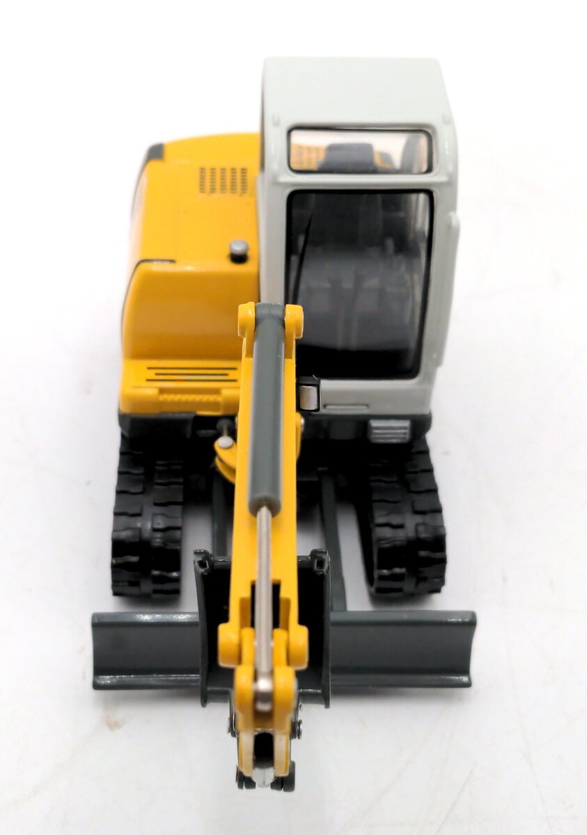 Ertl 699-990 1:25 Scale Diecast Mustang Model ME 6002 Compact Excavator NIB
