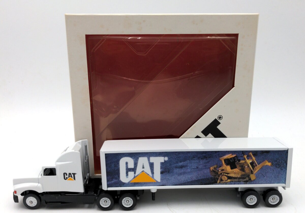 Winross 1:64 Scale Diecast Caterpillar Semi Truck Trailer NIB