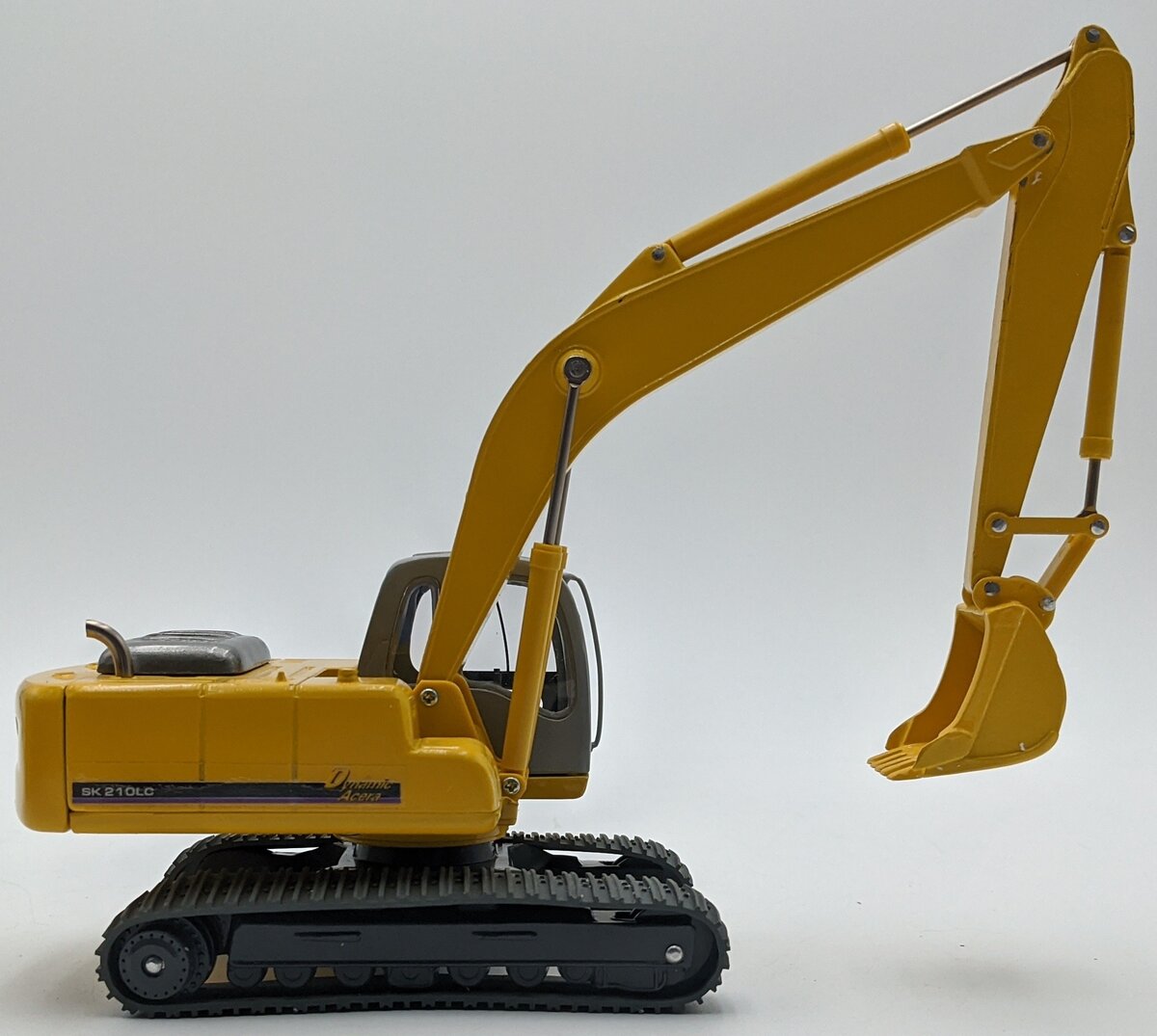 Modeling UI 1:40  Kobelco SK210LC Excavator NIB