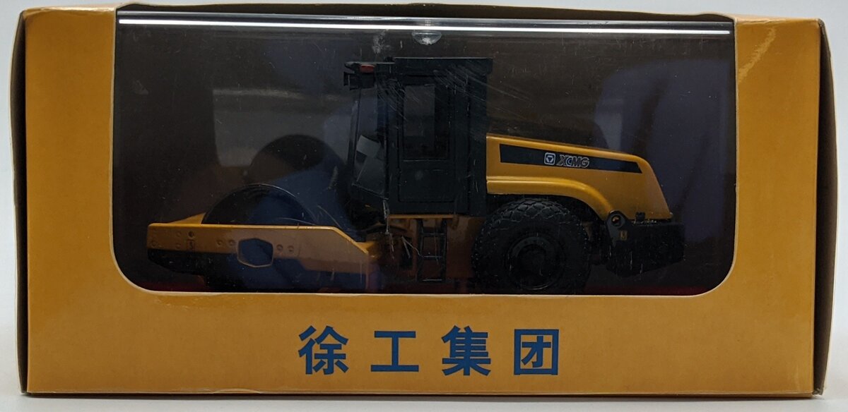 XCMG 1:48 Diecast XCMG Roller in Display Case VG/Box