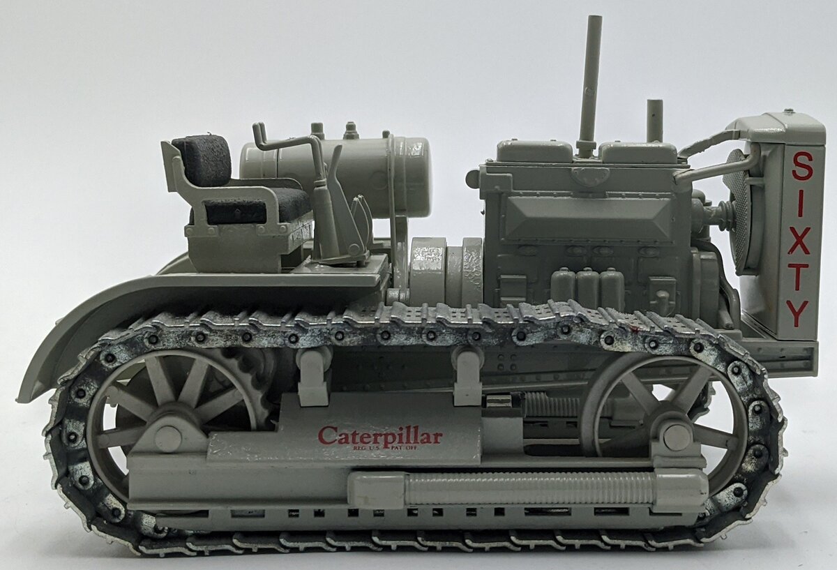 Conrad 2873 1:25 Scale Diecast 1931 Caterpillar Model Sixty Diesel Tractor NIB
