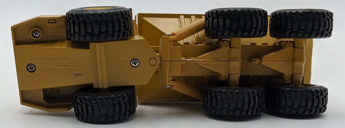 Ertl 2431 1:50 Scale Diecast Caterpillar D350D Articulated Dump Truck NIB