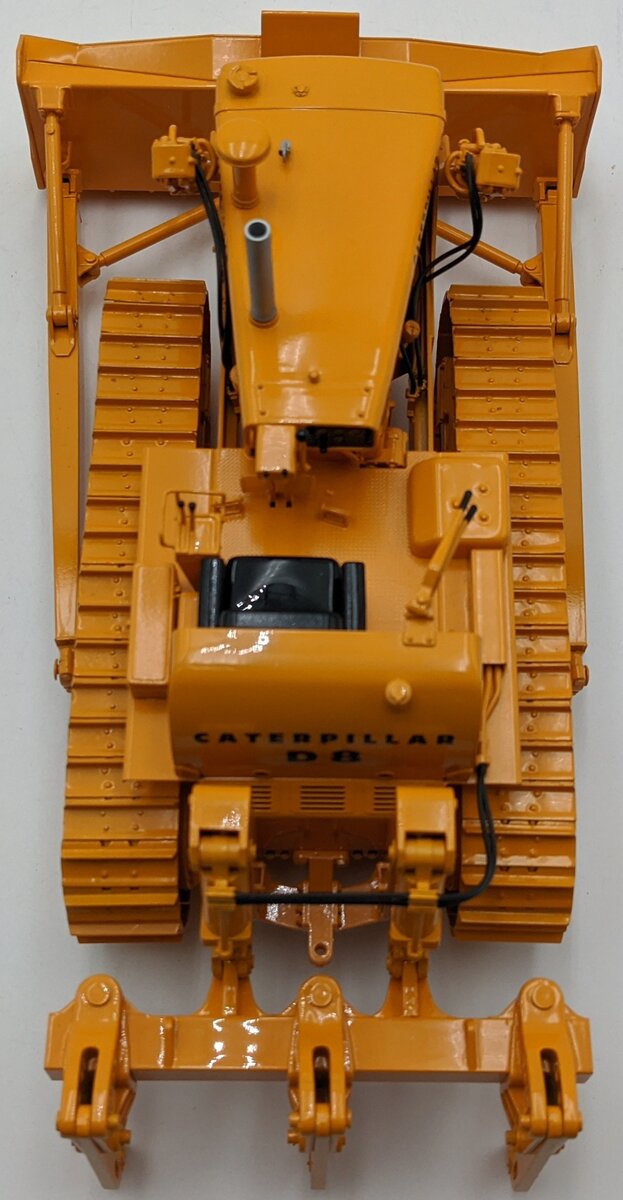 CCM 1:24 Scale BRASS D8 Series Caterpillar DH8 46A Track Type Tractor NIB