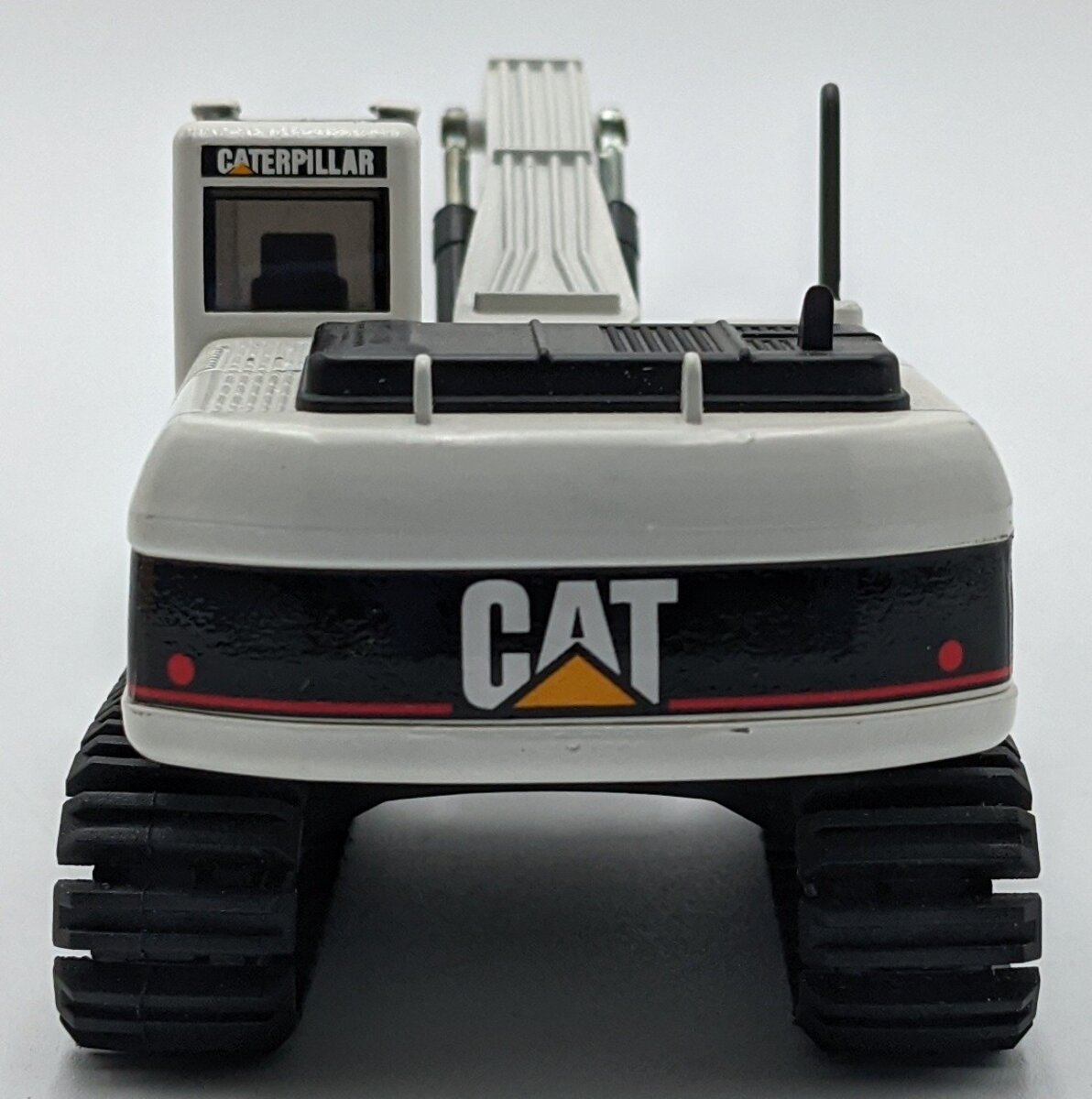 NZG 515-06 1:50 Caterpillar 325CL Excavator White NIB
