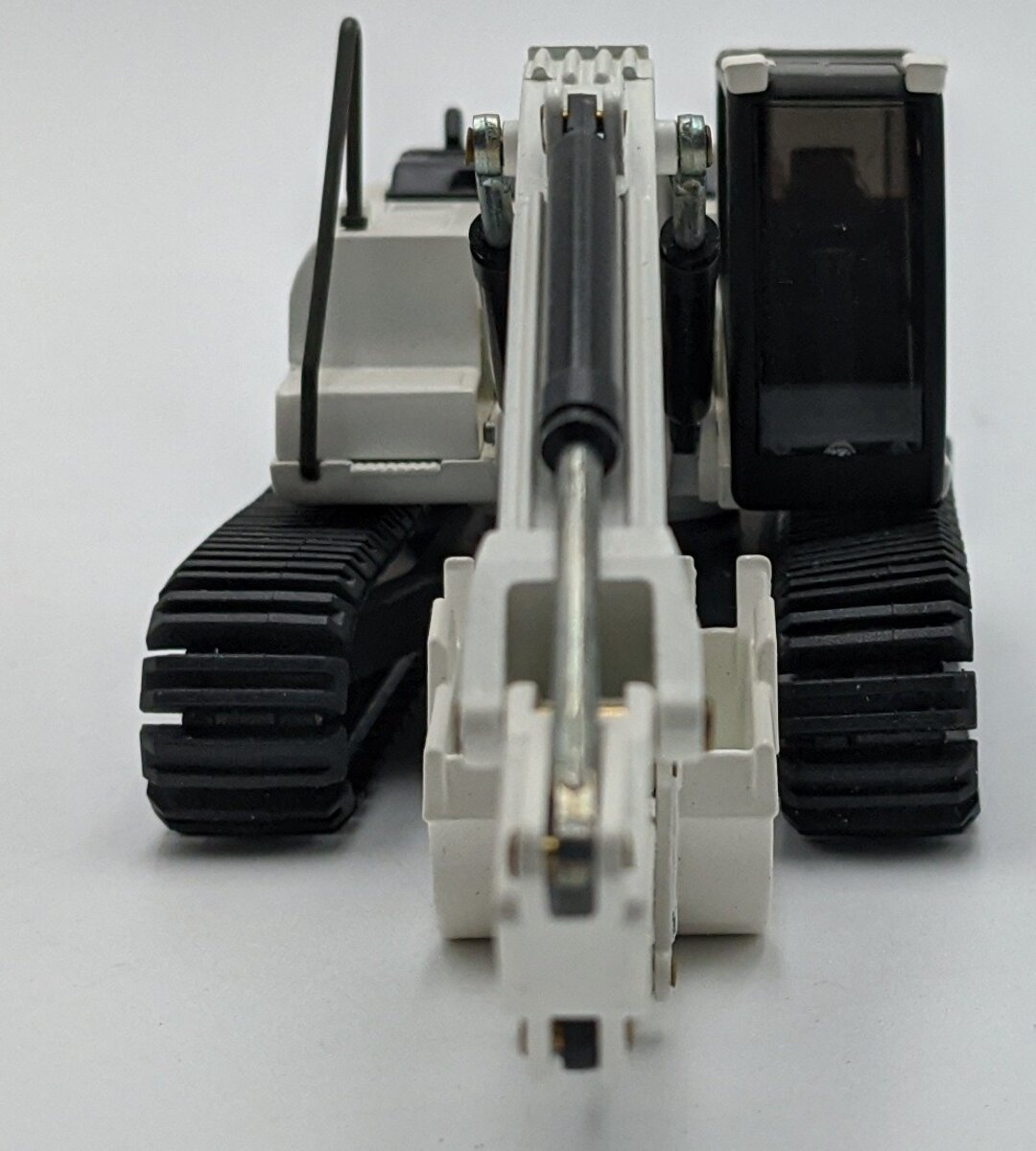 NZG 515-06 1:50 Caterpillar 325CL Excavator White NIB