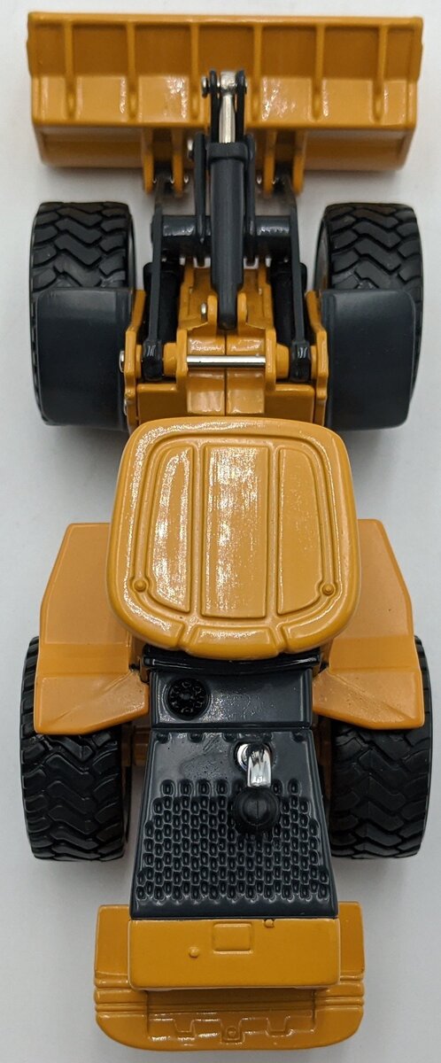 Ertl 15633 1:50 Scale Diecast John Deere 824J Wheel Loader NIB