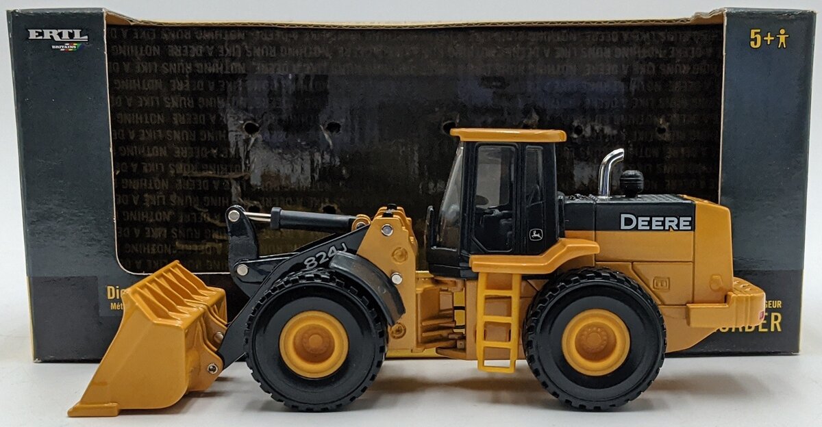 Ertl 15633 1:50 Scale Diecast John Deere 824J Wheel Loader NIB