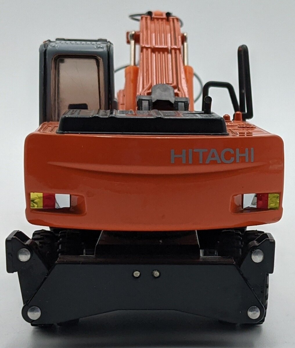 Hitachi 1:40 Hitachi Zaxis 160W Wheeled Excavator VG/Box