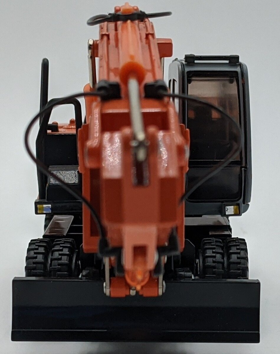 Hitachi 1:40 Hitachi Zaxis 160W Wheeled Excavator VG/Box
