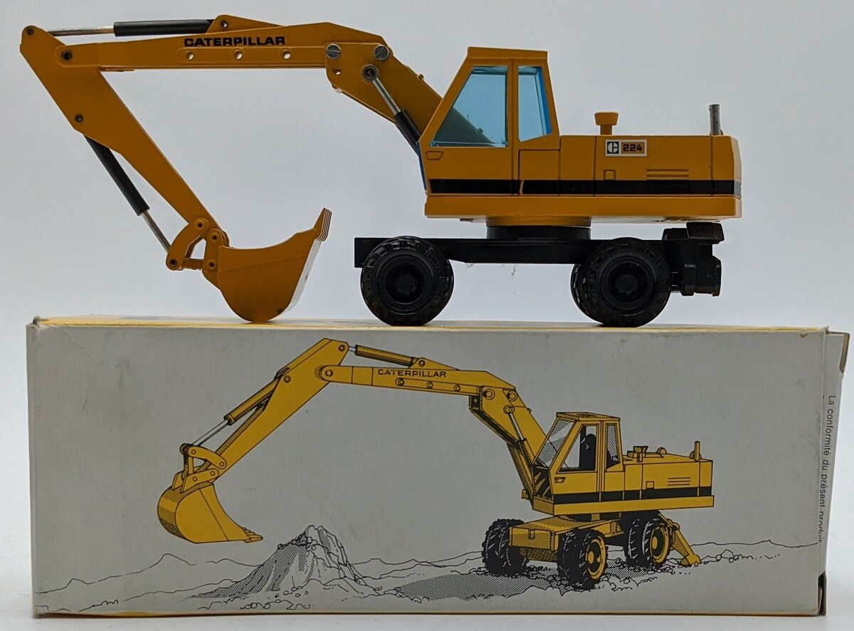 NZG 259 1:50 Scale Diecast Caterpillar 224 Wheeled Excavator NIB