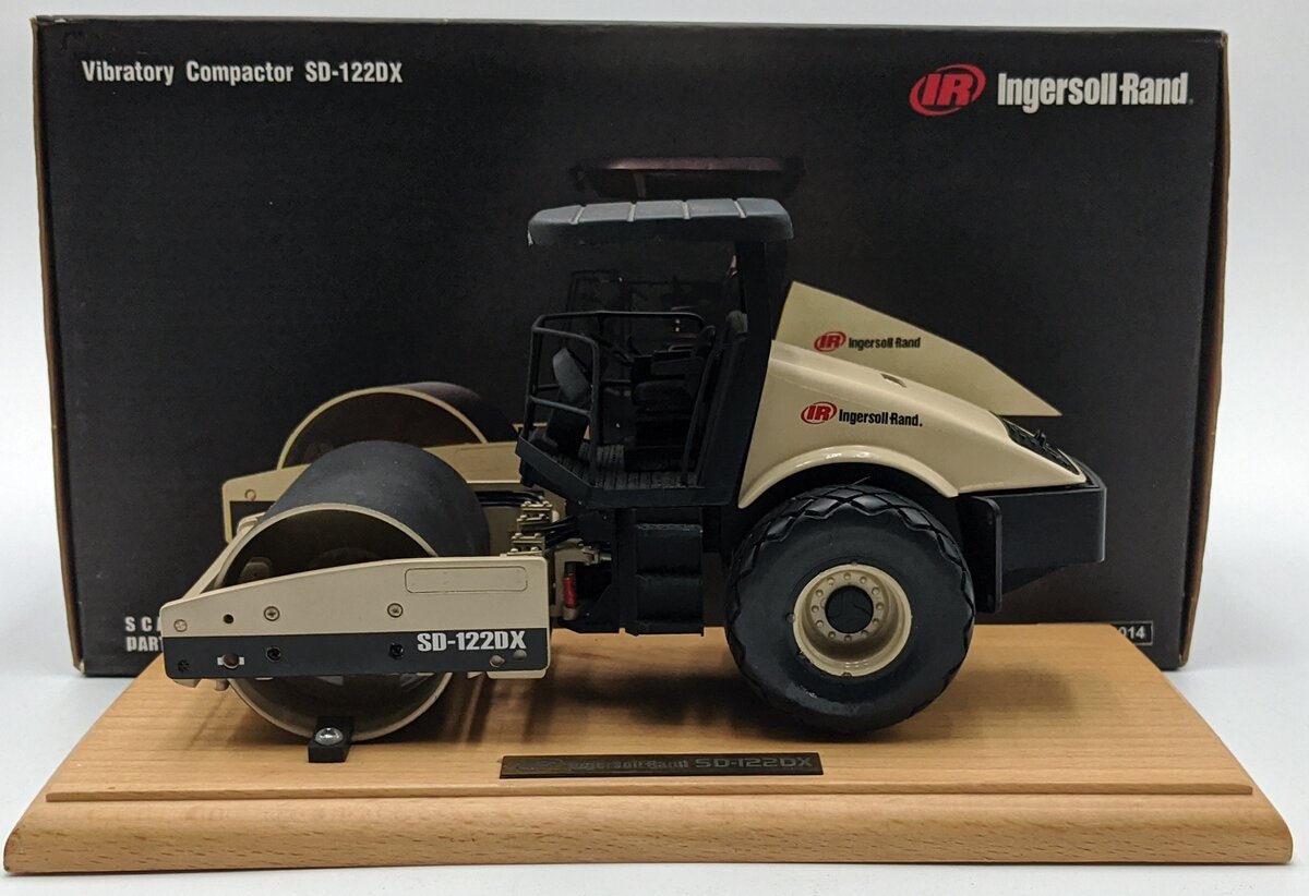 Ingersoll-Rand 13241823 1:30 Scale Diecast Ingersoll-Rand SD-122DX Compactor NIB