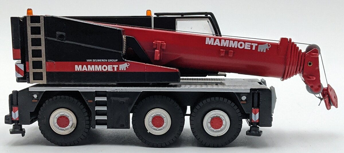 Conrad 20100 1:50 Mammoet LTC 1055 Crane NIB