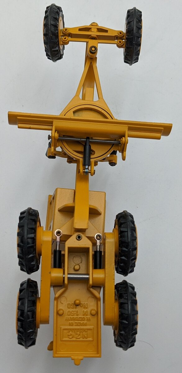 NZG 150 1:50 Scale Diecast Caterpillar 12G Motor Grader NIB