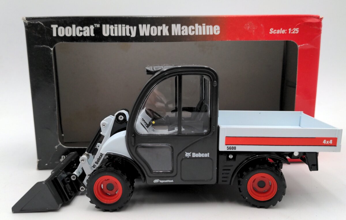 Wan Ho 7102738 1:25 Scale Diecast Bobcat 5600 Toolcat Utility Work Machine NIB