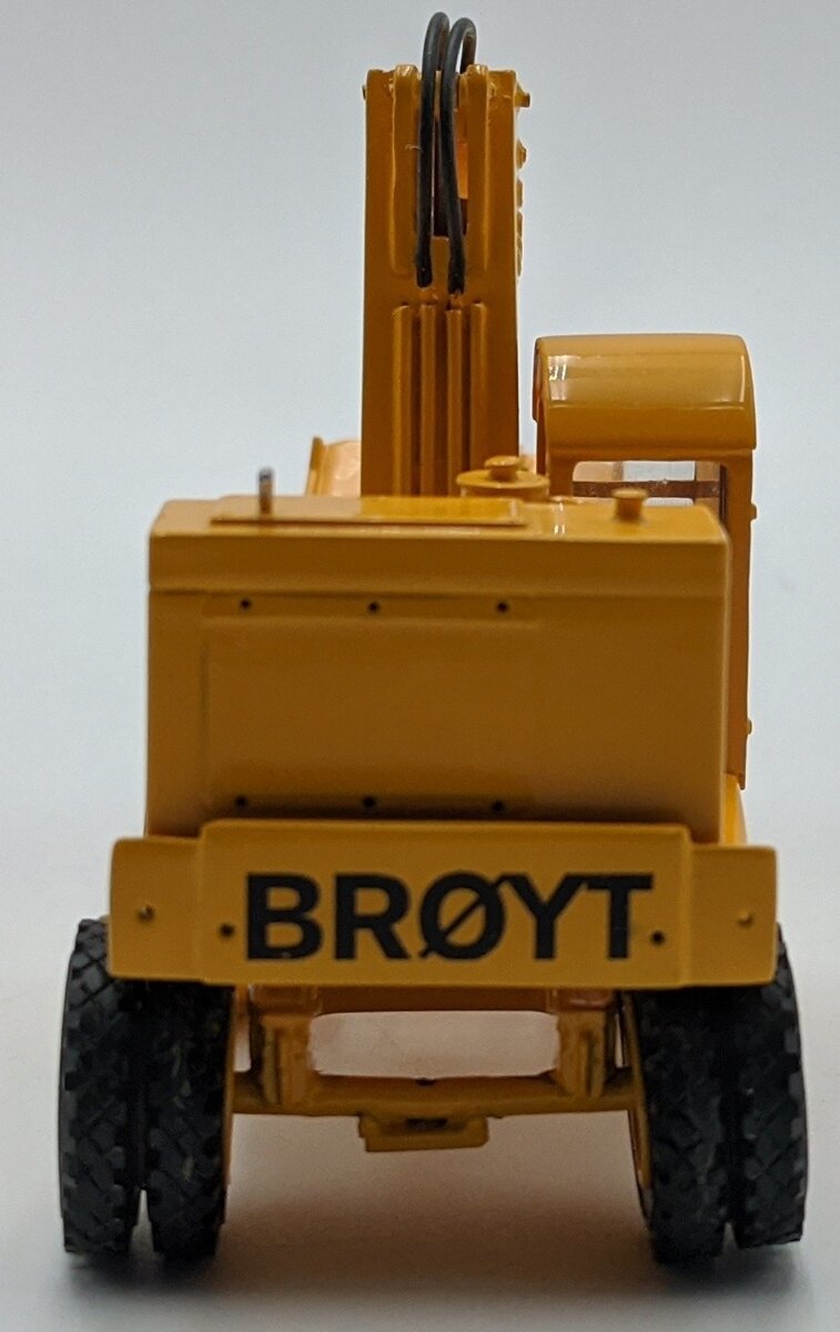 EMD EMDN128G 1:50 Broyt X2 Wheel Shovel NEW