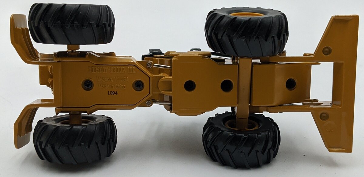 Norscot 55072 1:50 Die Cast Caterpillar 545 Cable Skidder NIB