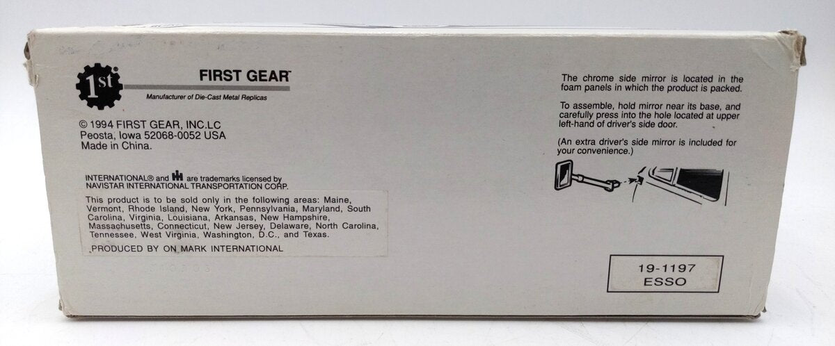 First Gear 19-1197 1:34 Diecats 1957 International R-190 With Fuel Tanker NIB