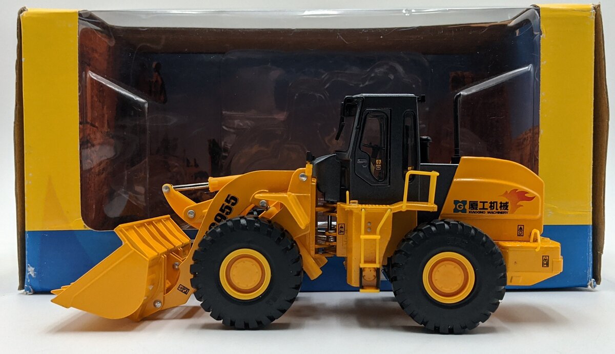 Hui Na Toys 0592 1:50 XG955 Wheel Loader NIB